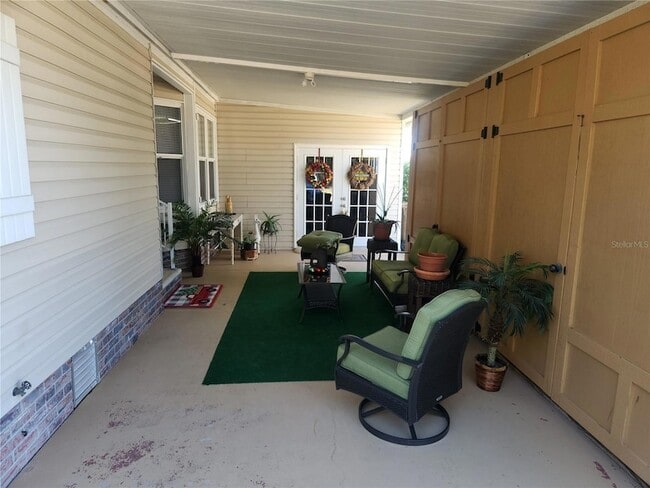 Building Photo - 24921 Pine Hill