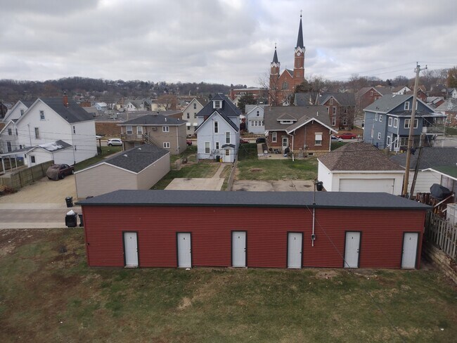 Building Photo - 625 Rhomberg Ave