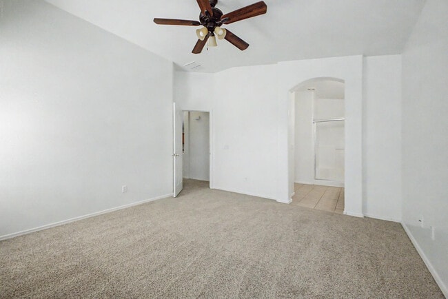 Building Photo - 3903 W Goodman Dr