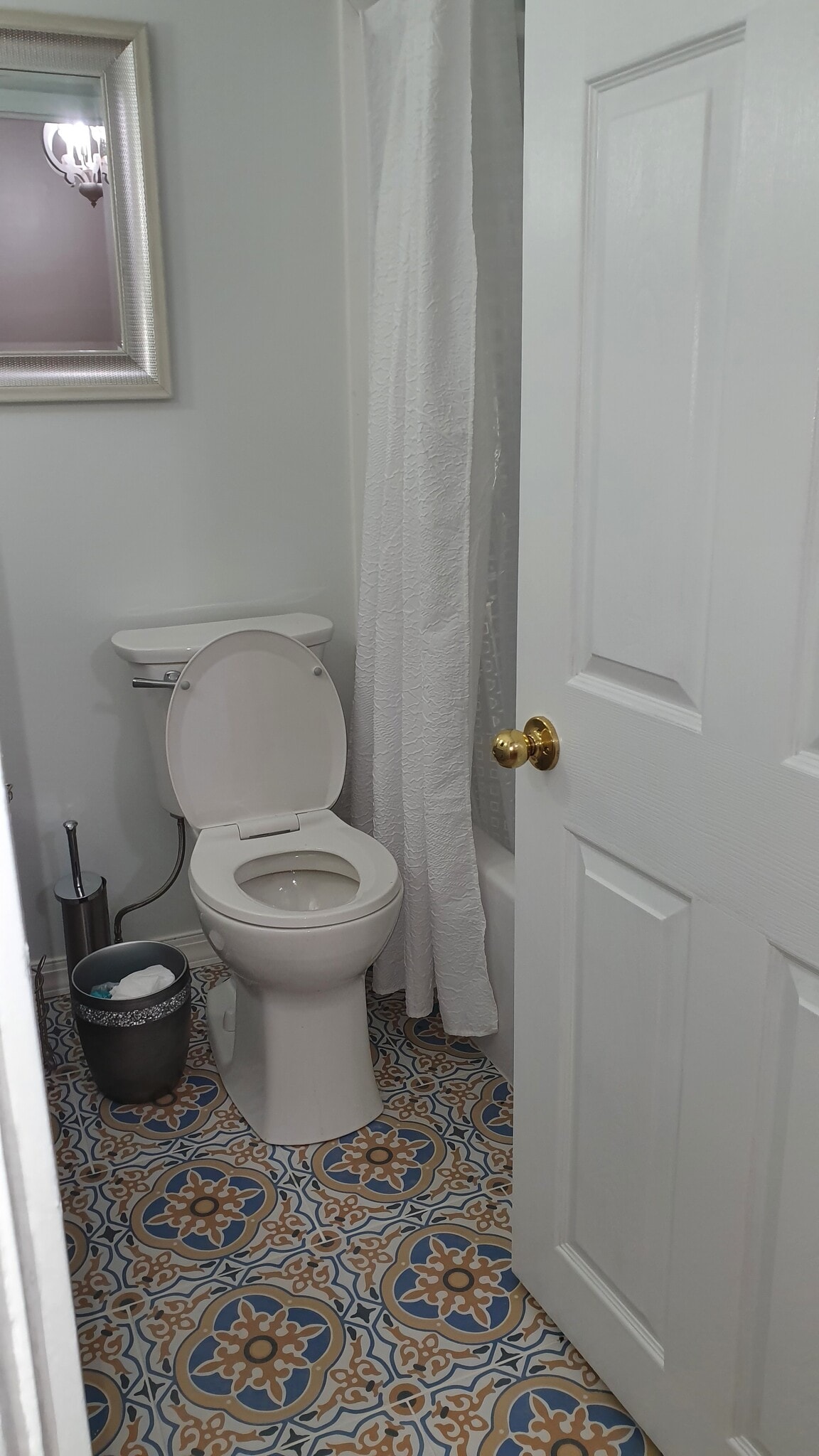 Bathroom for room 2 - 89 N Main St