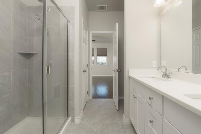 Building Photo - 5304 Golden Canary Ln