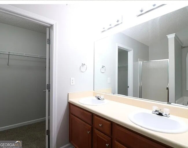 Building Photo - 25 Grier Ln