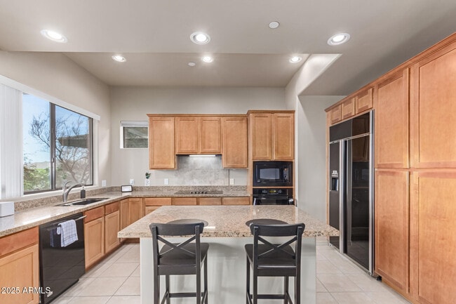 Building Photo - 16340 E Ridgeline Dr