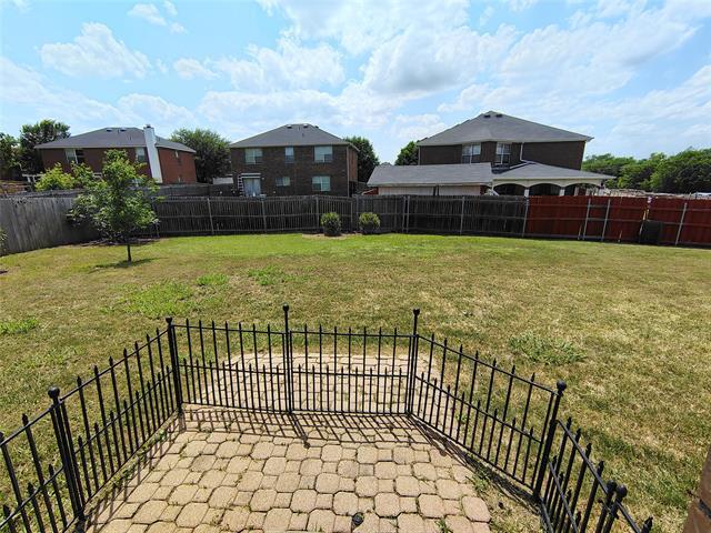 Building Photo - 8100 MacGregor Dr