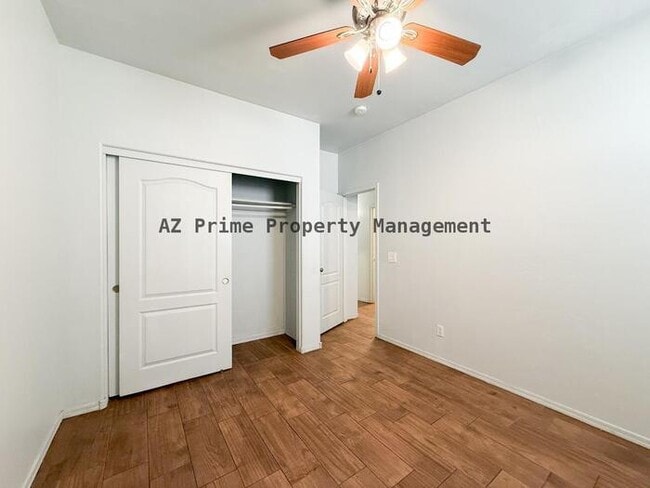 Building Photo - 6919 S 37th Glen