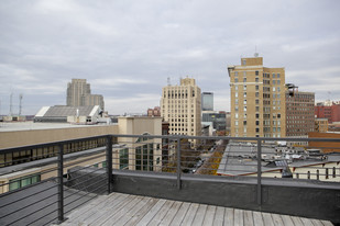 Building Photo - Lofts at the Kendall