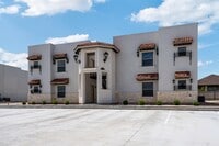 Building Photo - 137 Rio Seco Dr