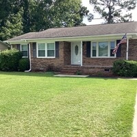 Building Photo - 215 Forestview Dr