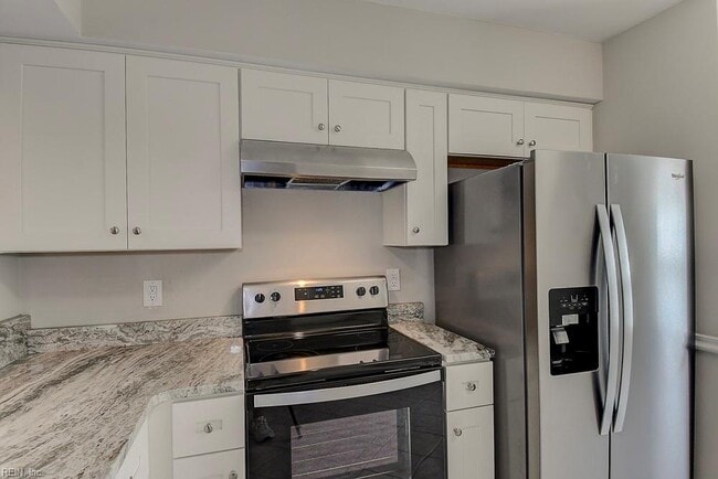 Building Photo - 435 Wayman Ln