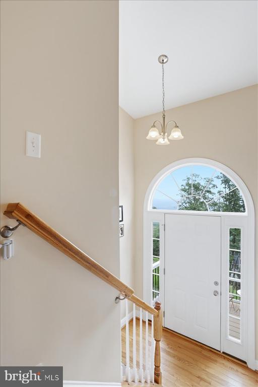 Building Photo - 1617 Tomahawk Trail
