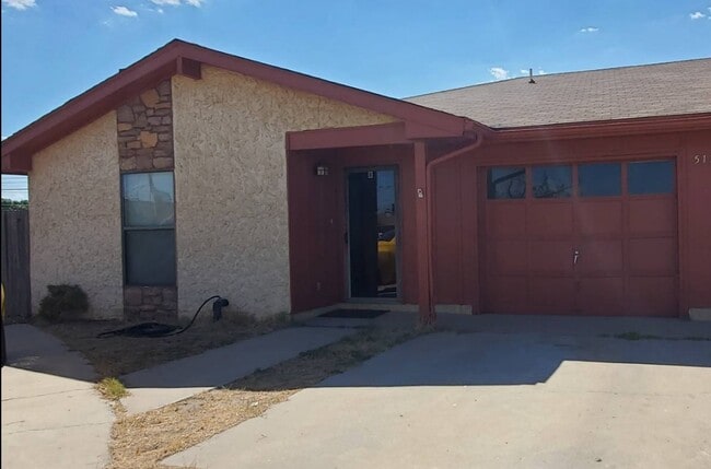 Primary Photo - 5112 Shadylane Dr