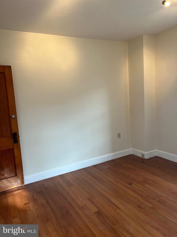 Building Photo - 4950 Perkiomen Ave