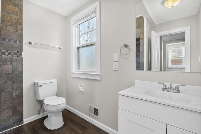 Building Photo - 1312 Pagel Ave