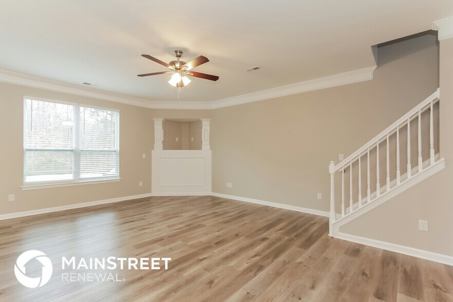 Building Photo - 6817 Goldenwillow Dr
