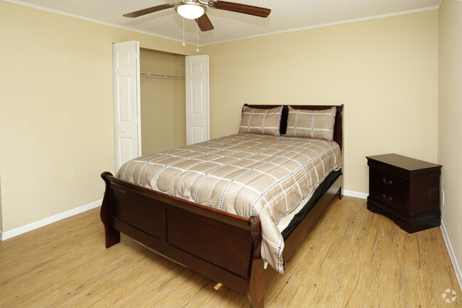 1BR,1BA_576 SF - The Village at Sunset Pointe