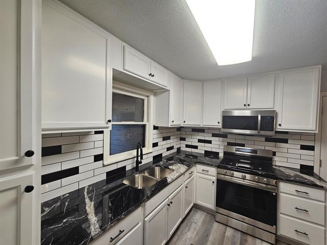 Building Photo - 920 Red Bud Dr