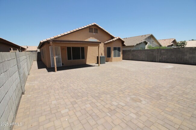 Building Photo - 11932 N 86th Ln