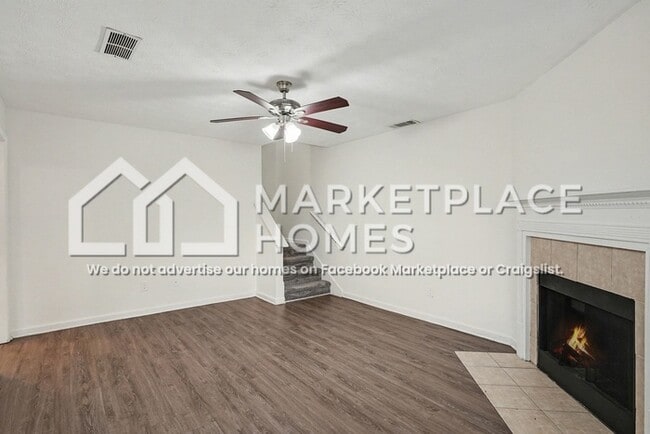 Building Photo - 325 Crestfield Cir