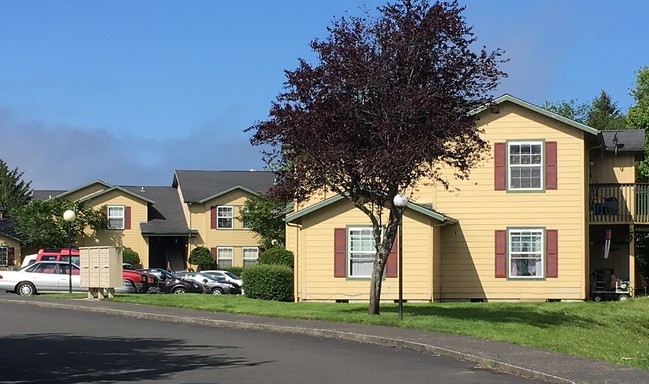 Building Photo - Salmonberry Knoll