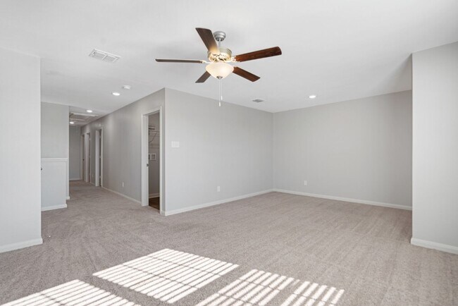 Building Photo - 3932 Northaven Trail