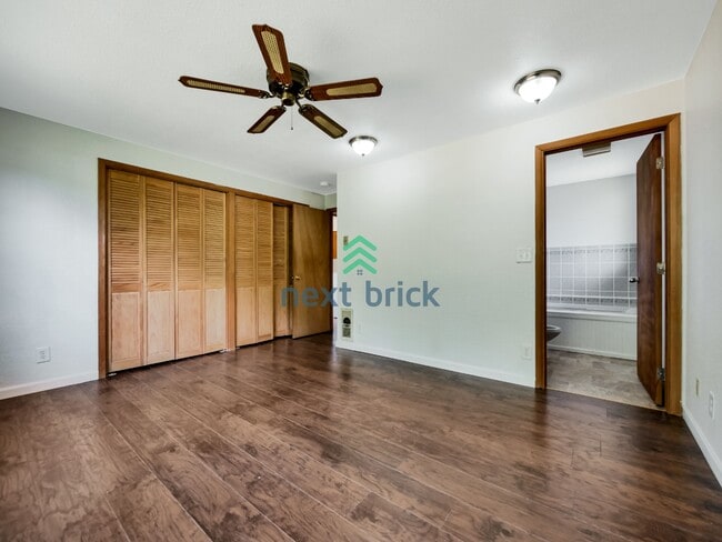 Building Photo - 3 BED & 2 BATH SINGLE FAMILY HOUSE FOR RENT