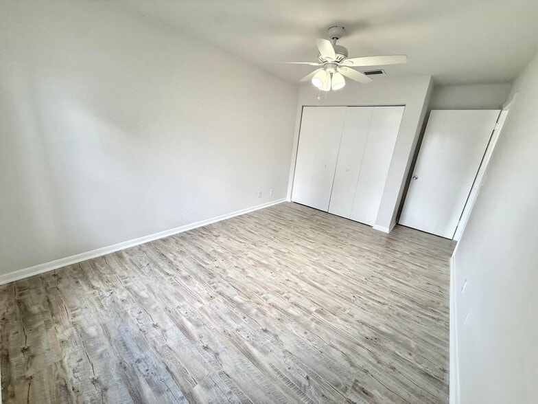 Building Photo - 6307 La Costa Dr