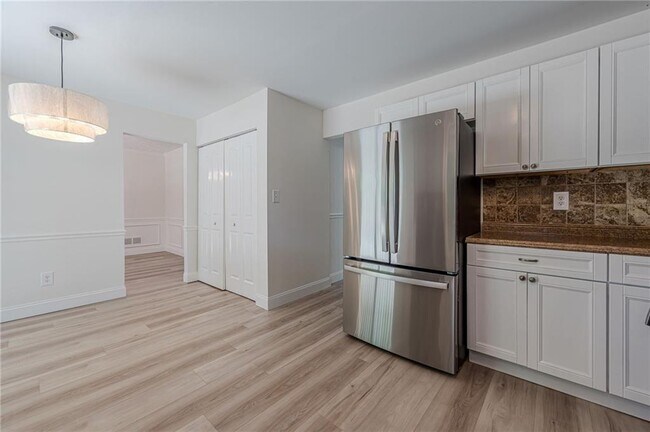 Building Photo - 10310 Rillridge Ct
