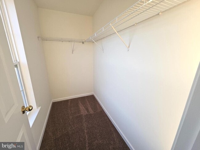 Building Photo - 261 Thomas Harmon Dr