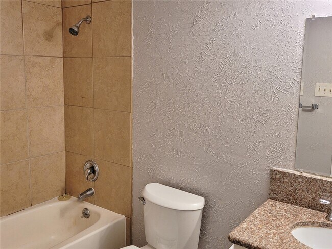 Building Photo - 16706 Moary Firth Dr