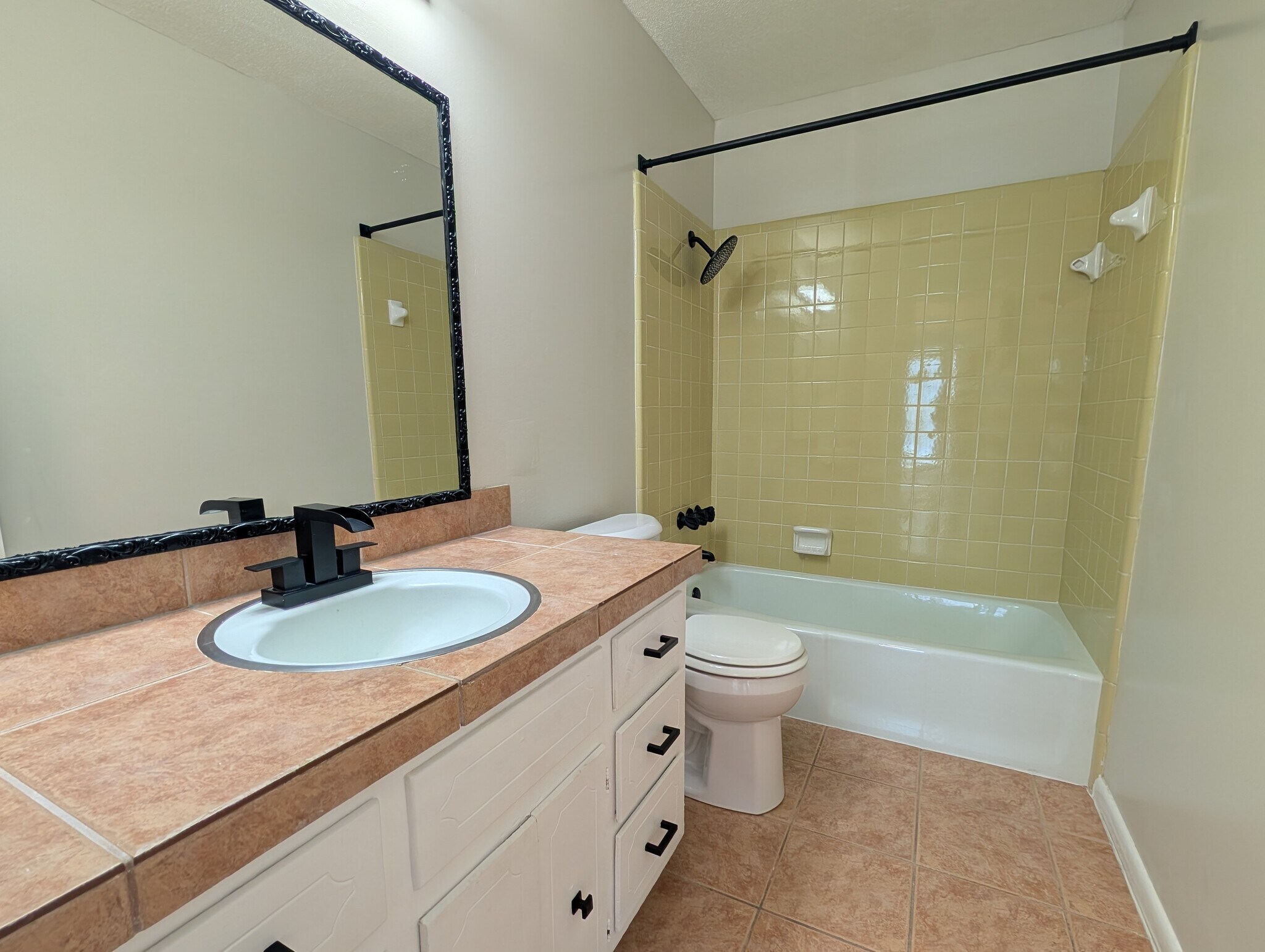 Building Photo - 9508 Labette Dr