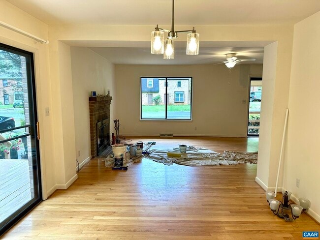 Building Photo - 143 Lake Saponi Dr