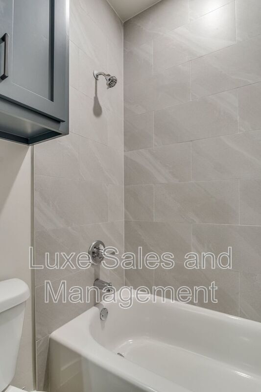 Building Photo - 8305 NW 163rd Ter