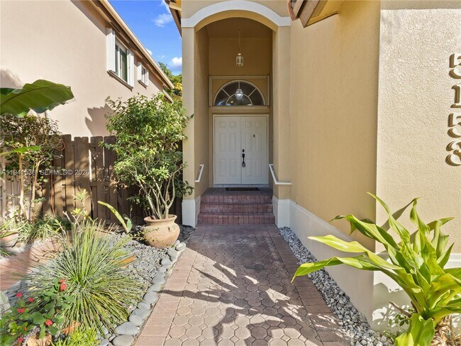 Building Photo - 5153 NW 113th Ave