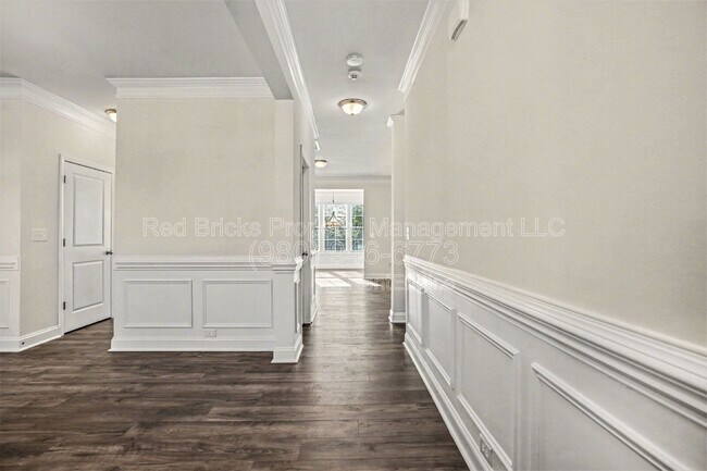 Building Photo - 1569 Cambria Ct