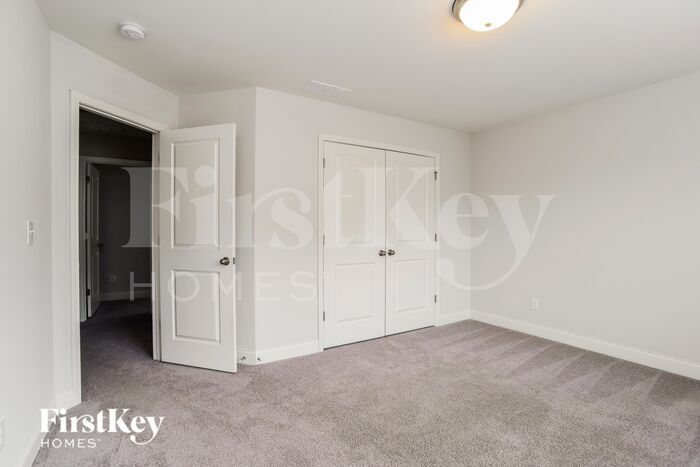 Building Photo - 9217 Evans Creek Ct