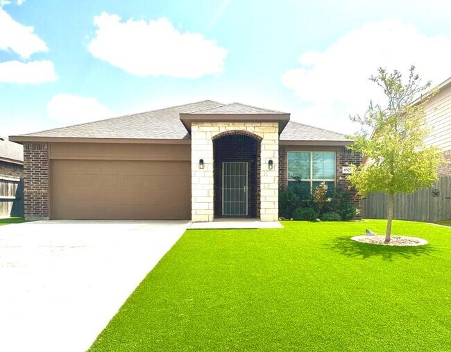 Building Photo - 6927 Kate Reed Dr