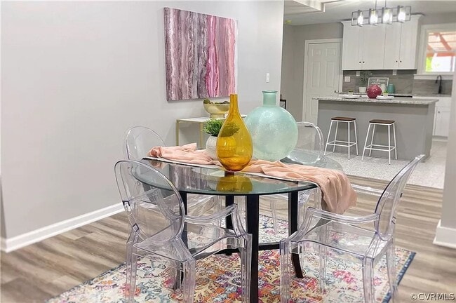 Building Photo - Beautiful Newly Renovated Home Available D...