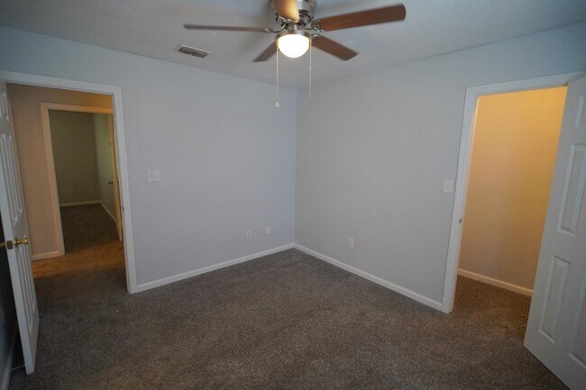 Building Photo - 2446 Talco Hills Dr