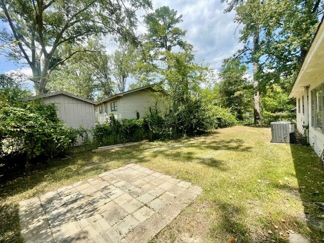 Building Photo - Charming 3 Bedroom Home in Pearl!
