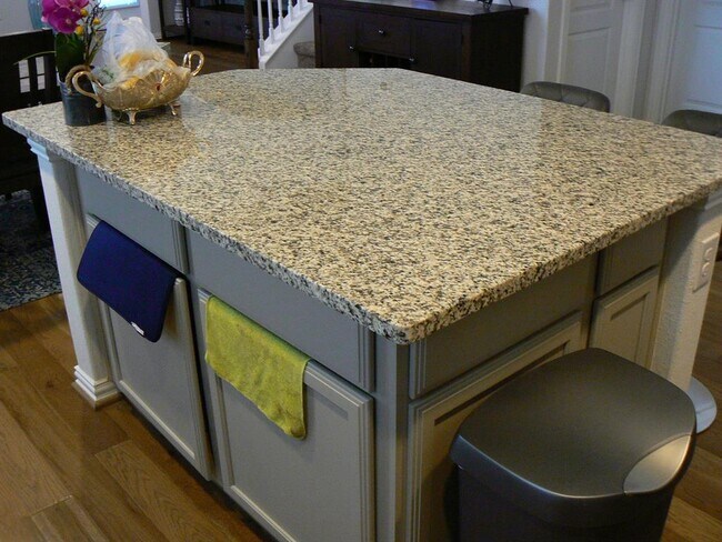 Building Photo - 5900 Bucine Cv