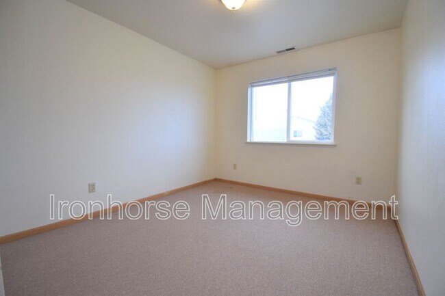 Building Photo - 2471 Wheeler Dr
