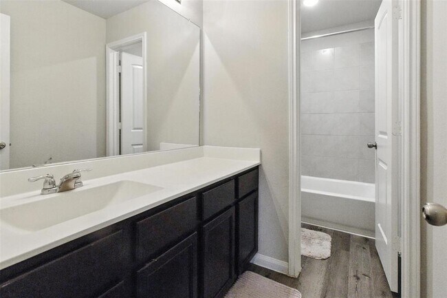 Building Photo - 24727 Allori Ct