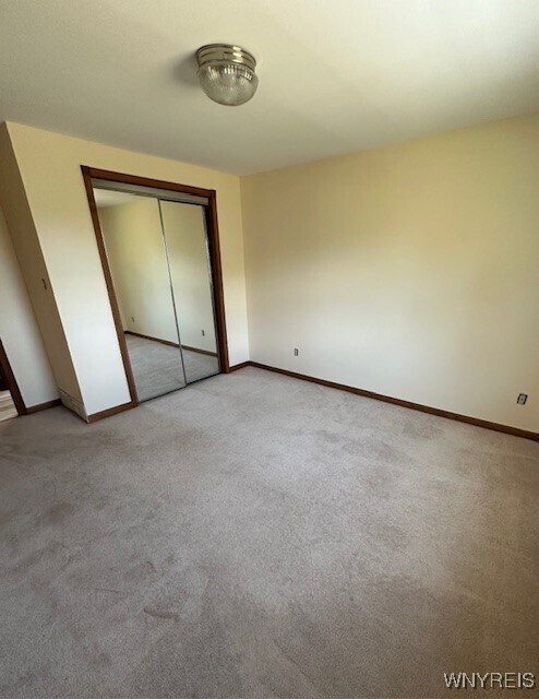 Building Photo - 151 Mapleleaf Dr