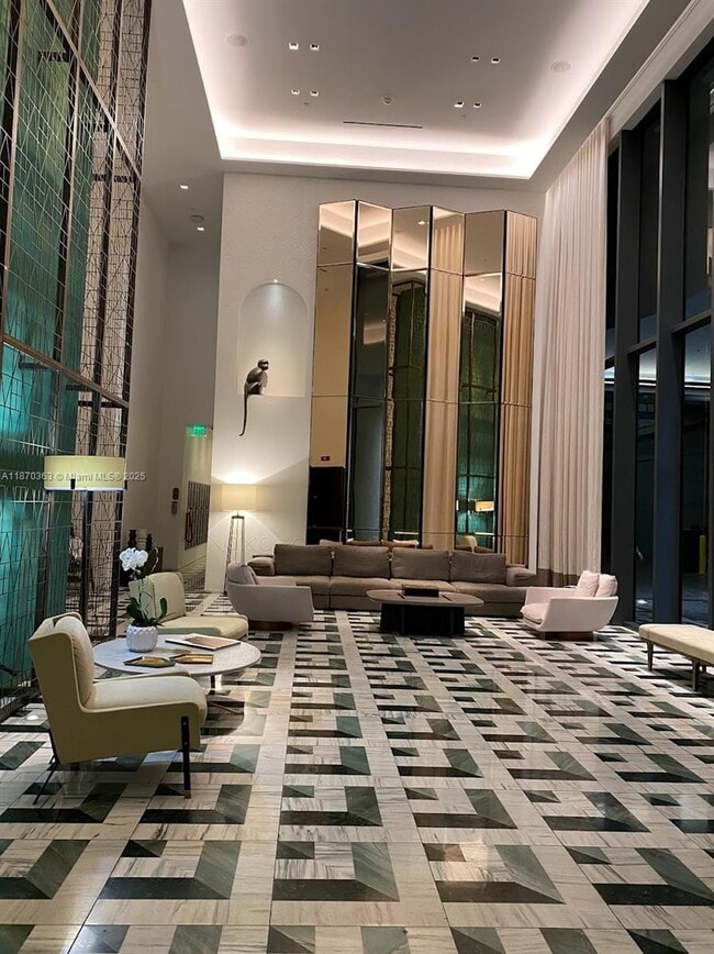 Primary Photo - 801 S Miami Ave