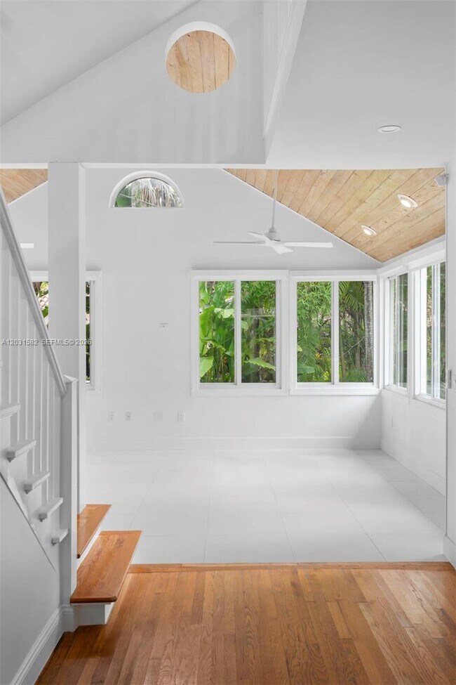 Building Photo - 3945 Loquat Ave