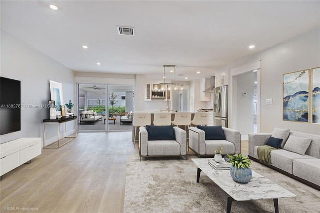 Building Photo - 11011 SW 110th Rd