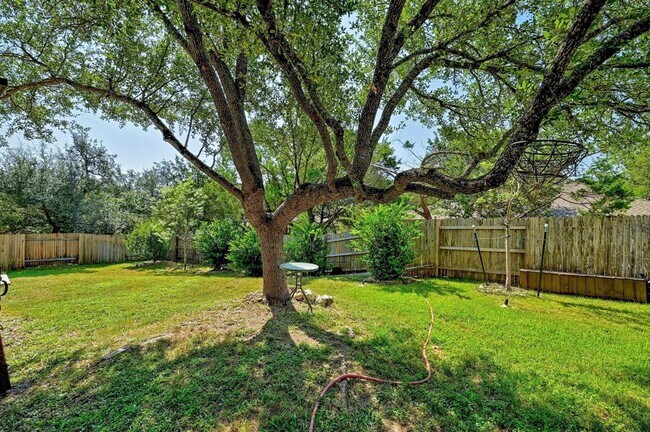Building Photo - 211 Manchester Ln