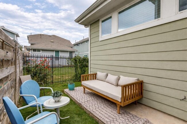 Building Photo - 2204 Montague St