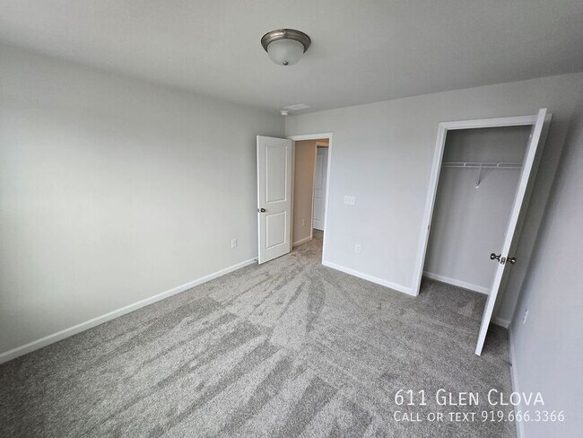 Building Photo - 611 Glen Clova Dr