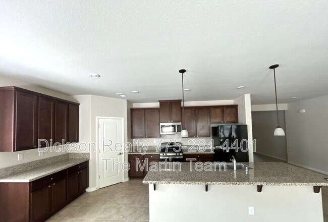 Building Photo - 3847 Serenghetti Dr